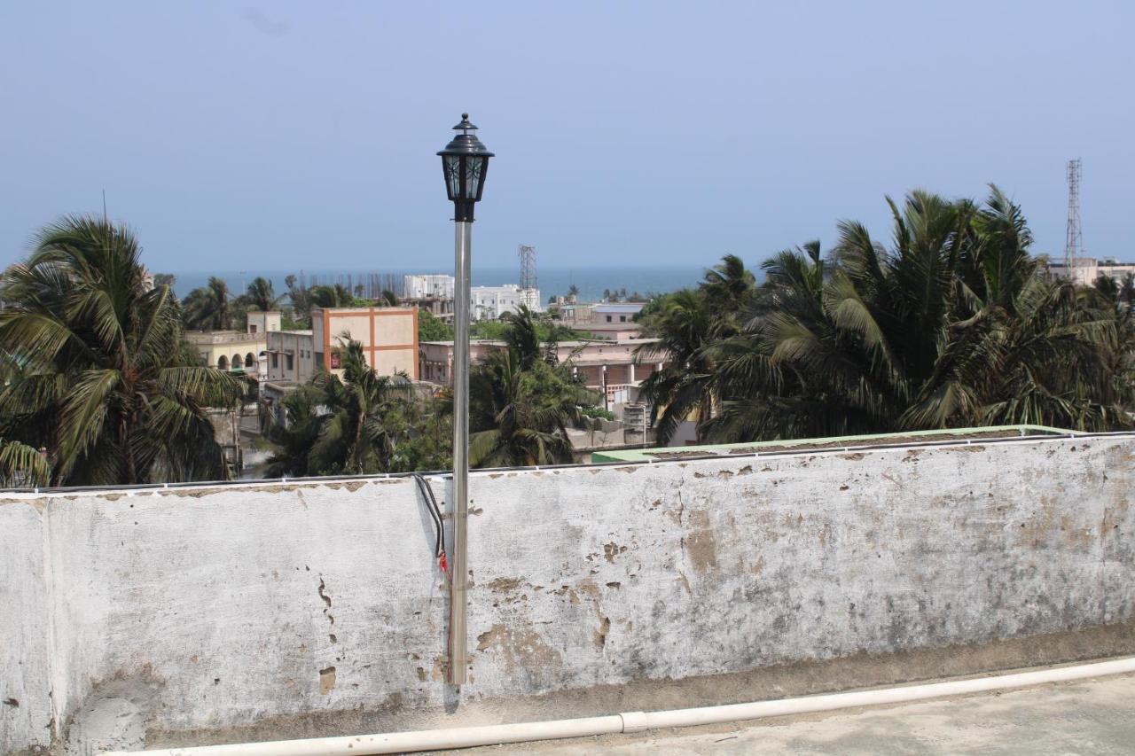 Hotel Puri Greens Exterior photo