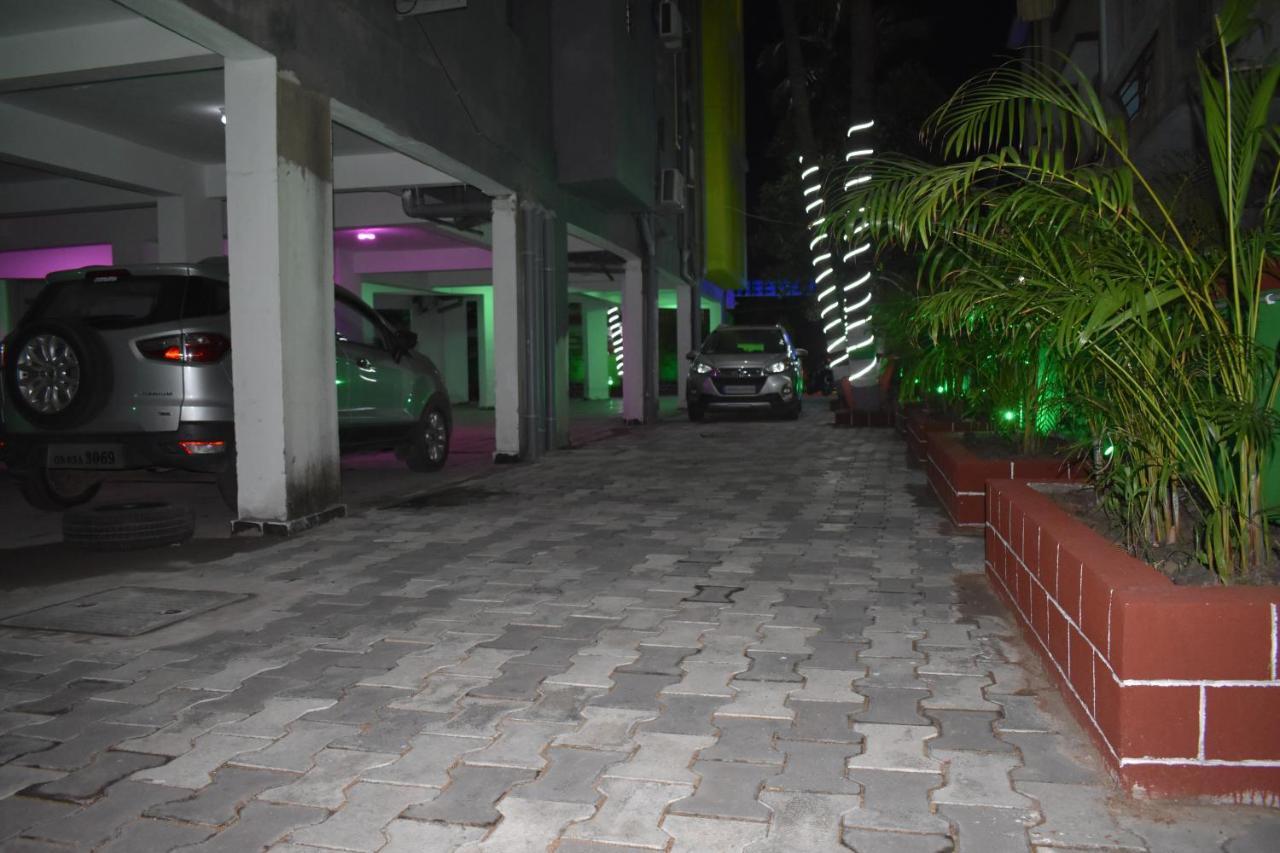 Hotel Puri Greens Exterior photo